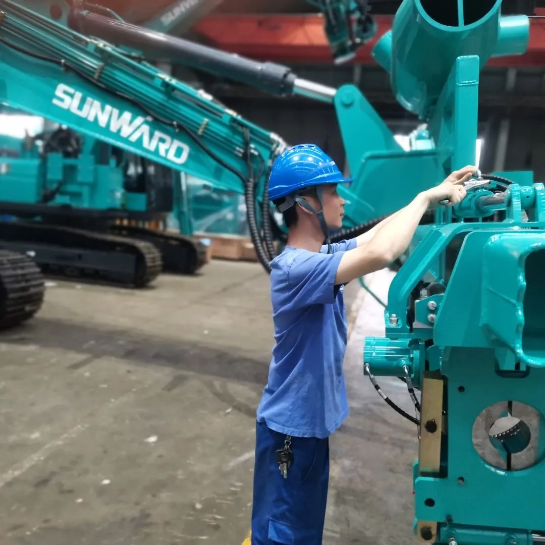 将奋斗进行到底！致敬开云官方注册-开云(中国)
劳动者