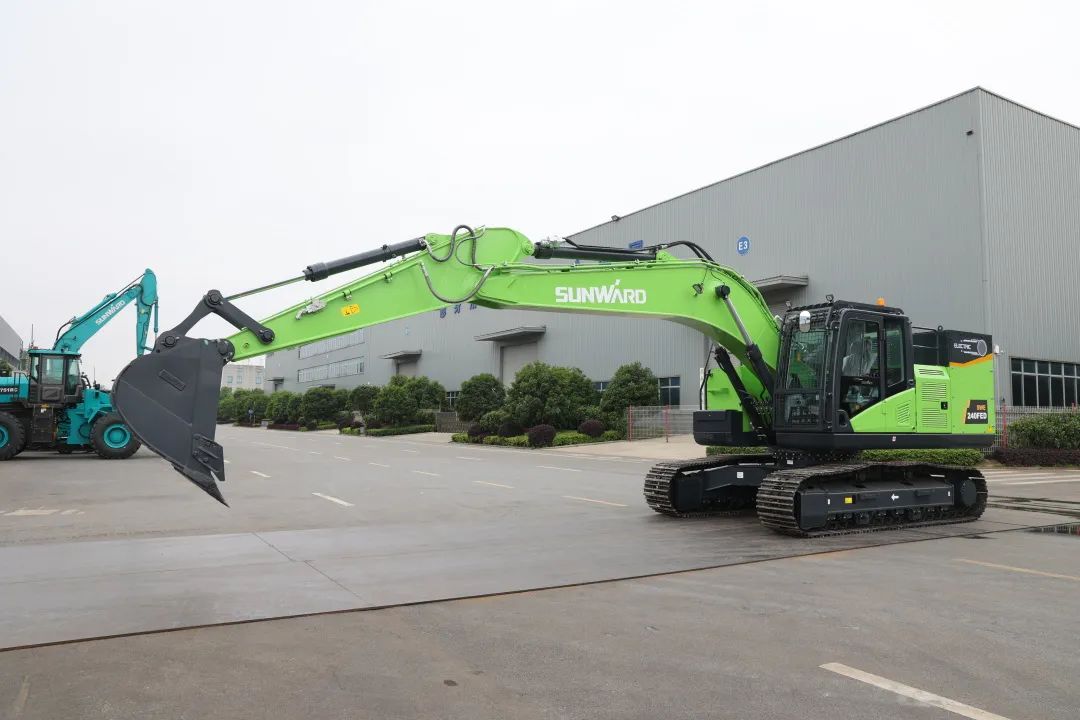 征战川藏铁路！开云官方注册-开云(中国)
智能新一代电动挖掘机成功交付