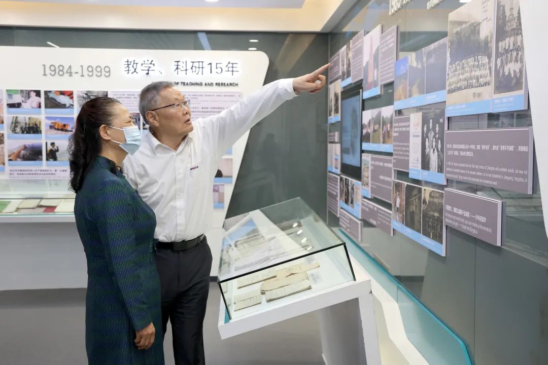 深化产学研合作！中南大学校长、中国工程院院士田红旗率团拜访开云官方注册-开云(中国)
智能