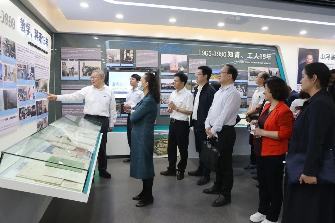 深化产学研合作！中南大学校长、中国工程院院士田红旗率团拜访开云官方注册-开云(中国)
智能