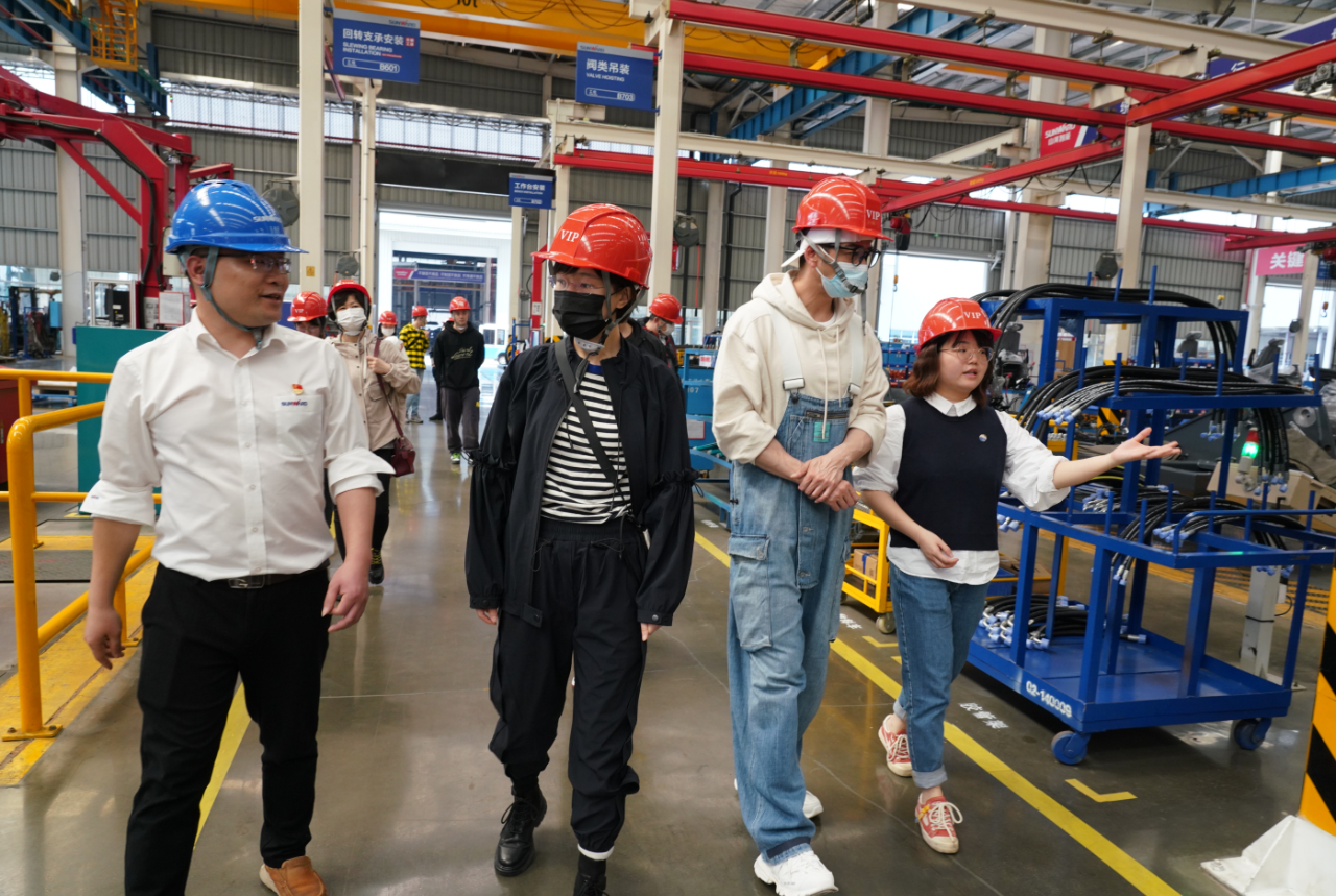 图集 | 坐等开播！开云官方注册-开云(中国)
智能协拍电视剧《重中之重》杀青