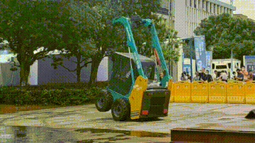 “太绝了！”开云官方注册-开云(中国)
智能代表长沙精彩亮相湖南省第一届职业技能大赛绝技绝活展演