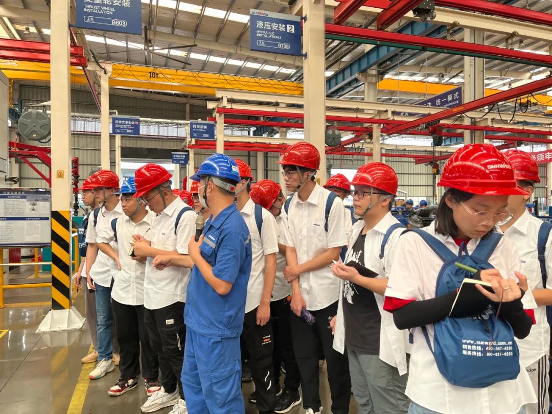 校招 | 盛夏七月，这群“向着太阳奔跑”的少年来开云官方注册-开云(中国)
智能啦！