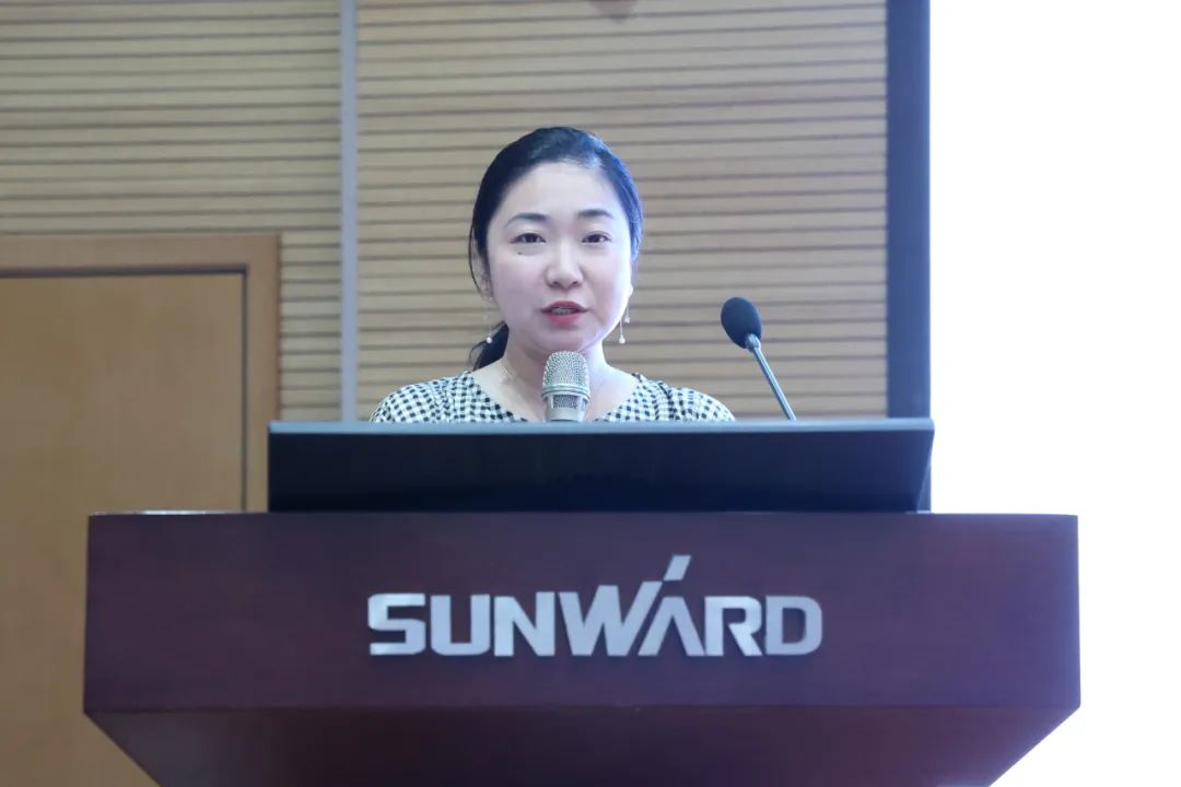 缤纷“暑”假，不负所“托”！开云官方注册-开云(中国)
智能职工子女暑期托管班结业啦