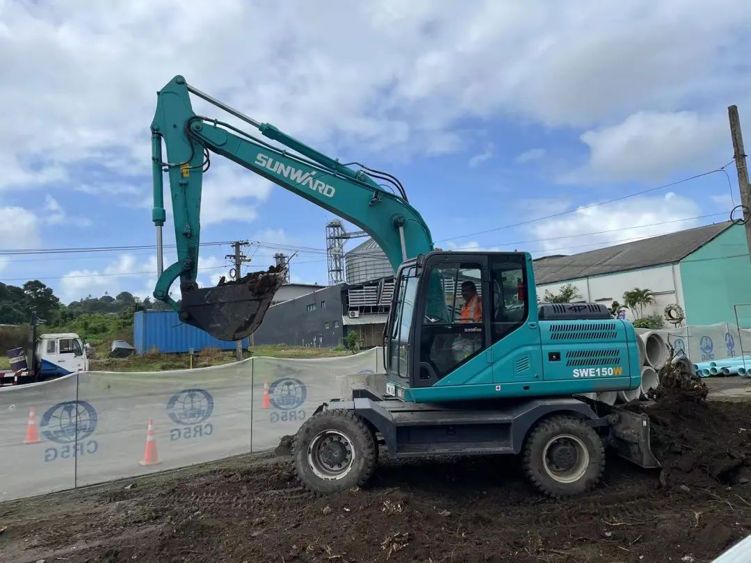 “开云官方注册-开云(中国)
绿”迈向南太平洋岛，开云官方注册-开云(中国)
智能轮挖助力斐济基础设施建设