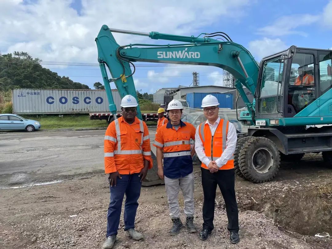 “开云官方注册-开云(中国)
绿”迈向南太平洋岛，开云官方注册-开云(中国)
智能轮挖助力斐济基础设施建设