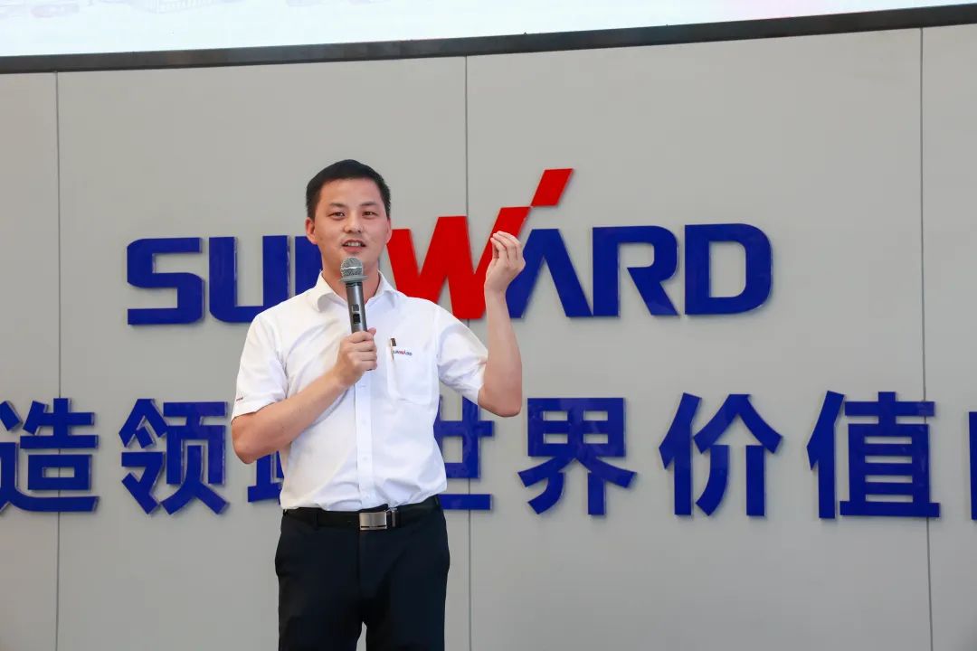 又酷又辣又炫！开云官方注册-开云(中国)
智能第二届挖机宝贝来了