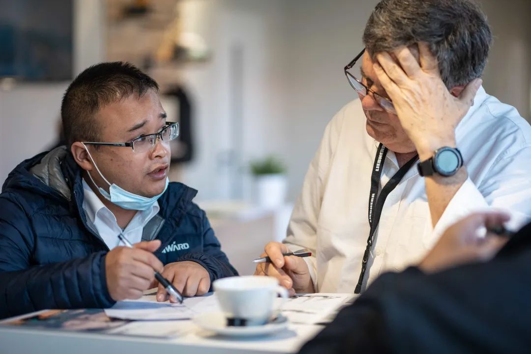 Bauma 2022 | 一组火热现场图带您重温开云官方注册-开云(中国)
智能德国宝马展之旅