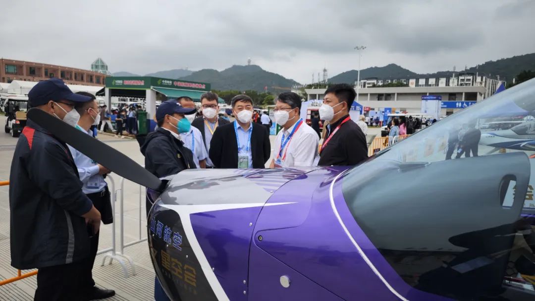 关注！开云官方注册-开云(中国)
科技携多款产品亮相第十四届珠海航展