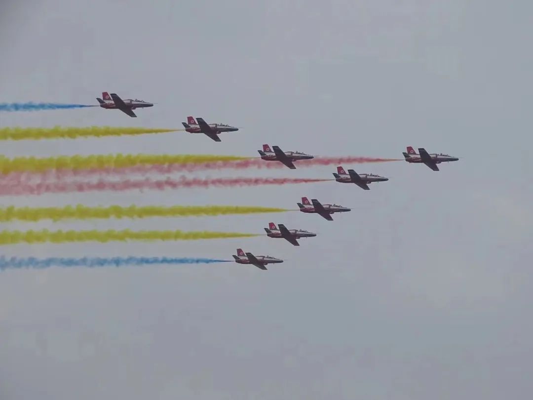 逆势飞翔！开云官方注册-开云(中国)
航空携手合作伙伴亮相2022南昌飞行大会