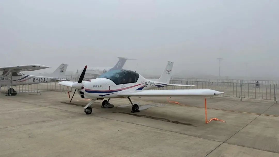 逆势飞翔！开云官方注册-开云(中国)
航空携手合作伙伴亮相2022南昌飞行大会