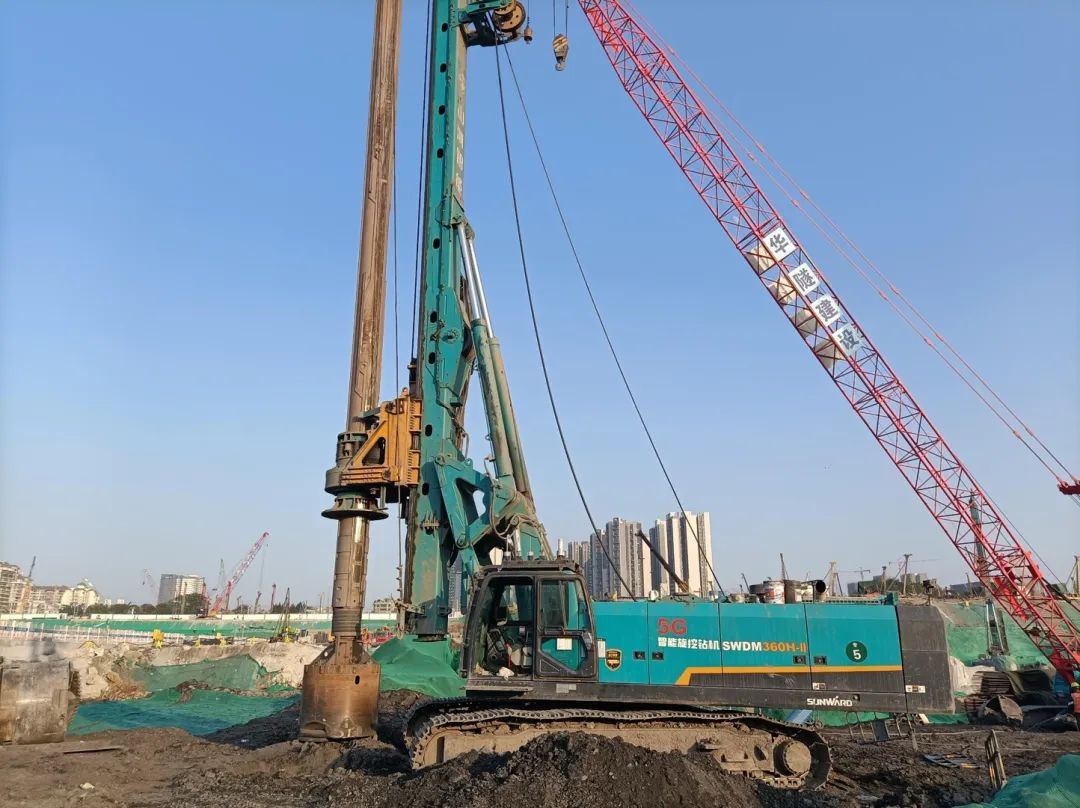 数智转型求发展！开云官方注册-开云(中国)
智能重磅亮相“第四届高端制造业CIO论坛”