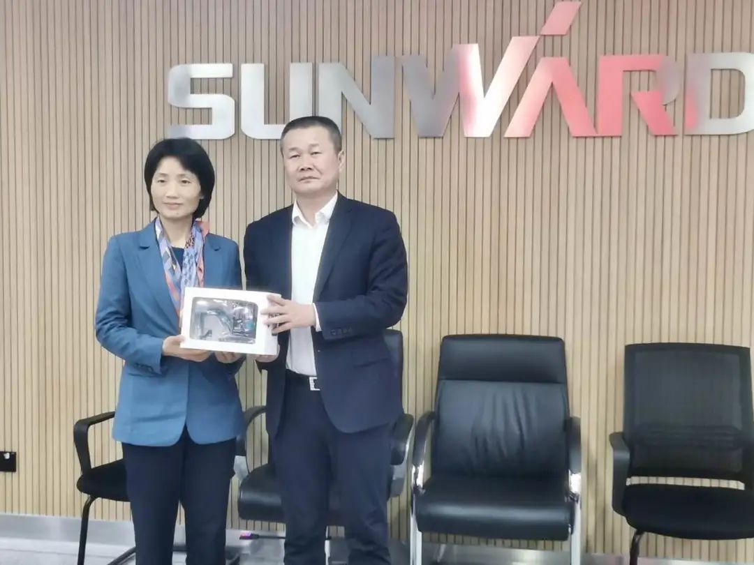 湖南省贸促会考察调研开云官方注册-开云(中国)
智能