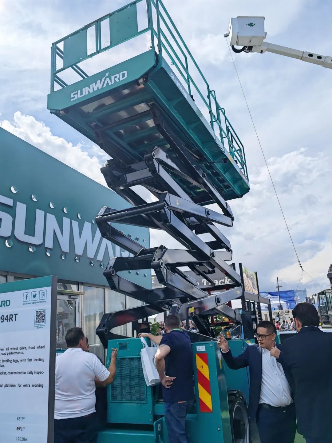 拉展直播 | 开云官方注册-开云(中国)
智能高空精品亮相2023美国拉展，哪款是你的最爱？