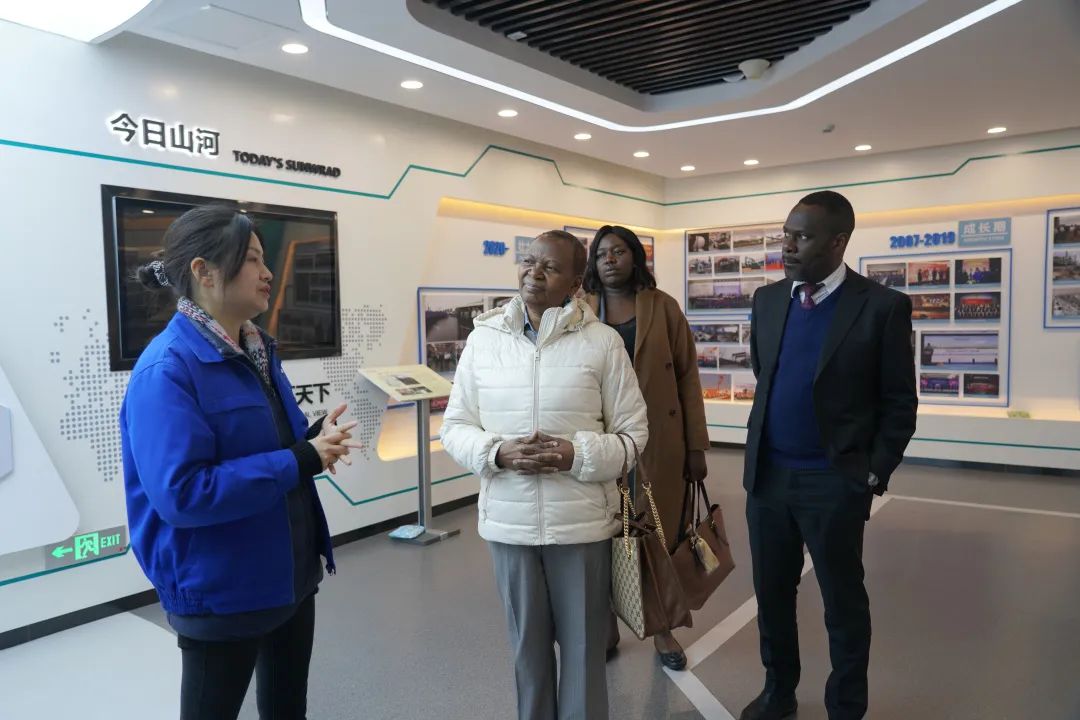 乌干达驻华大使到访开云官方注册-开云(中国)
智能