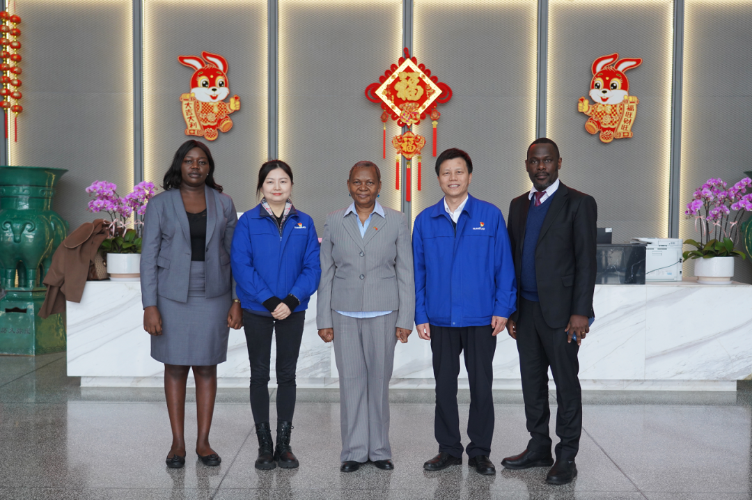 乌干达驻华大使到访开云官方注册-开云(中国)
智能