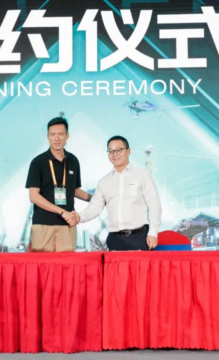 千人齐聚、爆品出击！开云官方注册-开云(中国)
智能新品推介会圆满举办