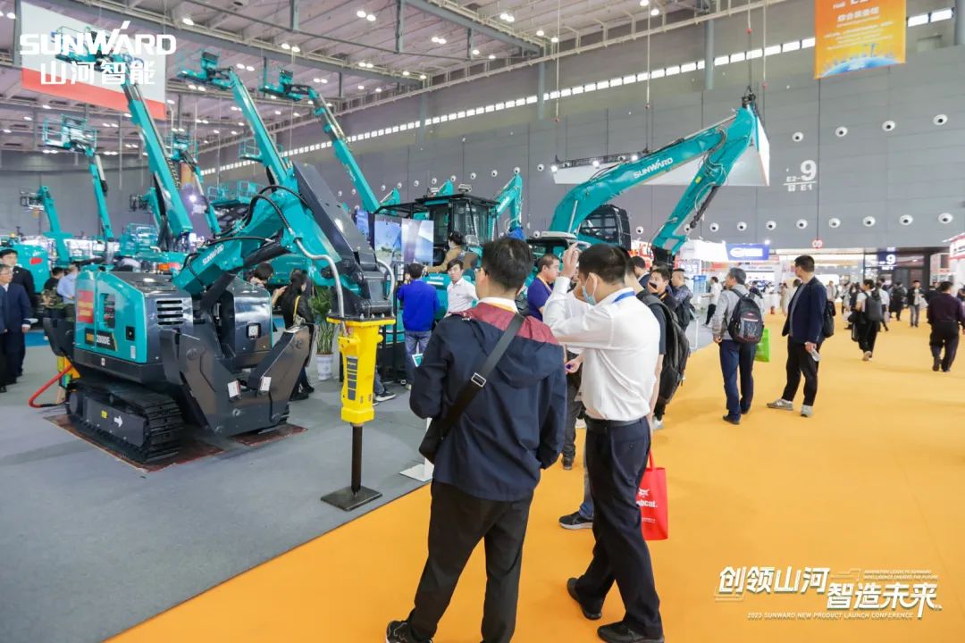 闪耀2023 CICEE！看开云官方注册-开云(中国)
智能“明星产品”有多“炫”