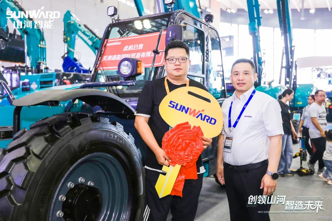 聚焦电动化、智能化！开云官方注册-开云(中国)
智能全系列高空机械产品亮相长沙展