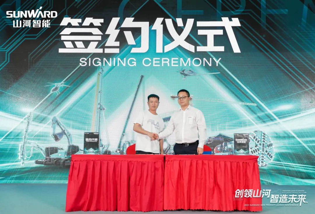 聚焦电动化、智能化！开云官方注册-开云(中国)
智能全系列高空机械产品亮相长沙展