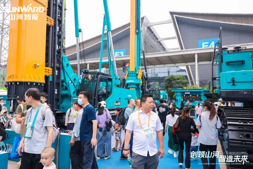 2023 CICEE | 全球工程机械盛会完美落幕！开云官方注册-开云(中国)
智能交出闪亮答卷