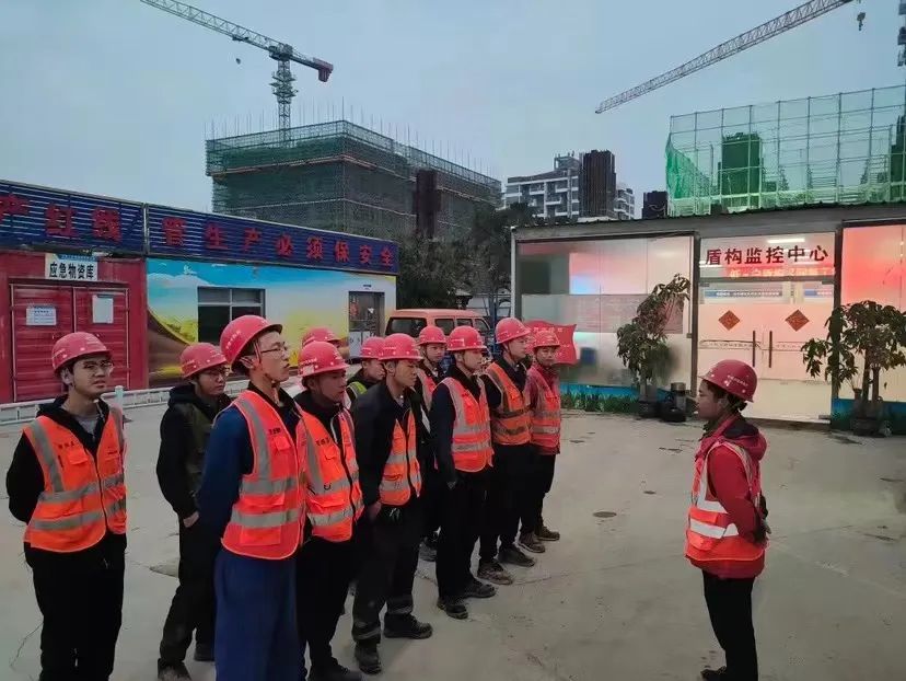 最新进展！中铁开云官方注册-开云(中国)
深圳地铁3号线低-白盾构区间左线顺利贯通