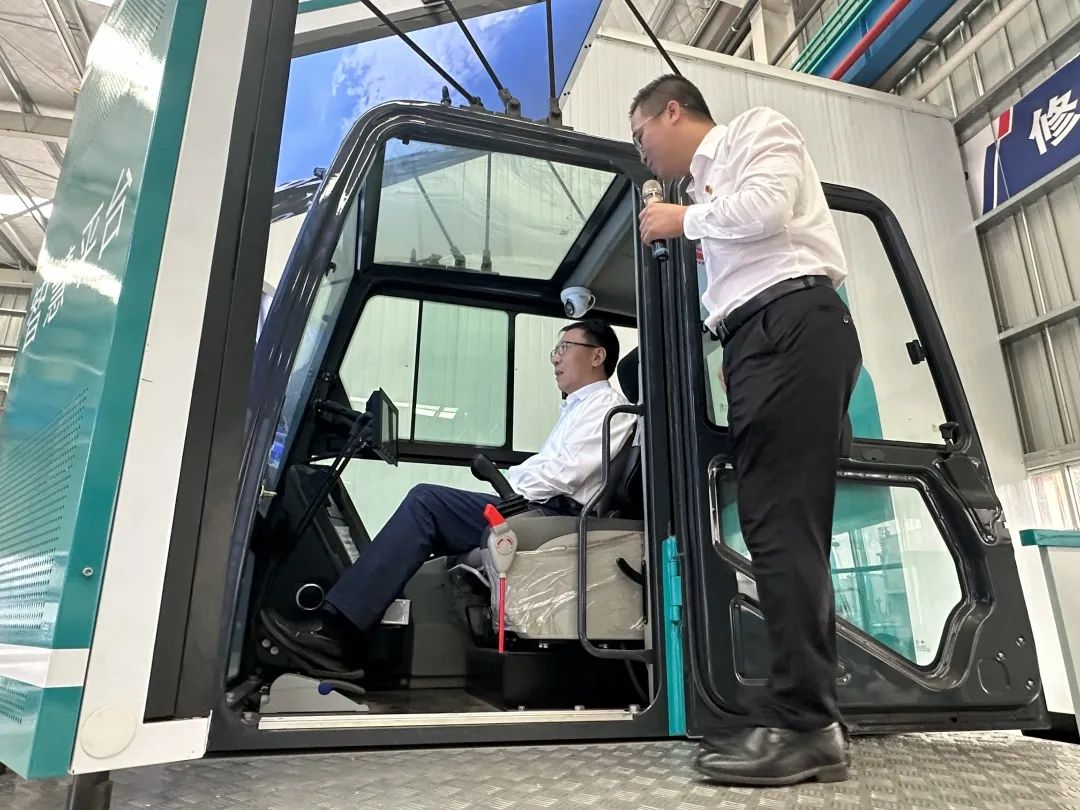 中国联通集团副总经理梁宝俊到访开云官方注册-开云(中国)
智能