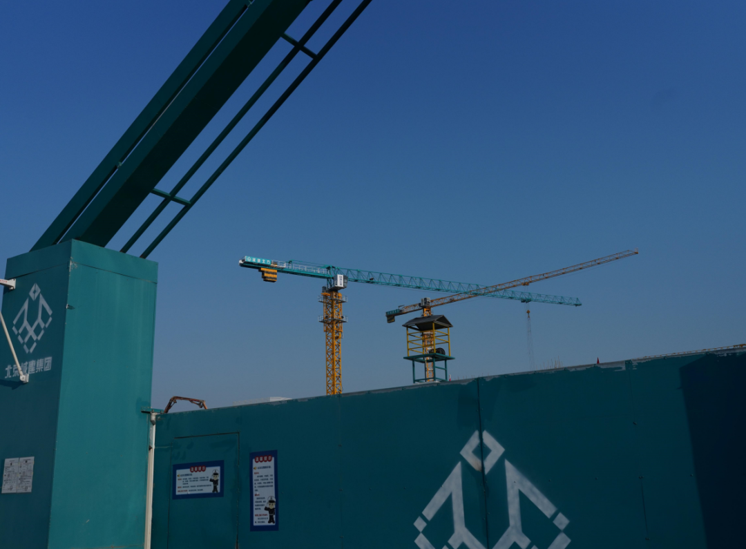 赶进度、抢节点！开云官方注册-开云(中国)
江麓助力北京市属重点项目建设