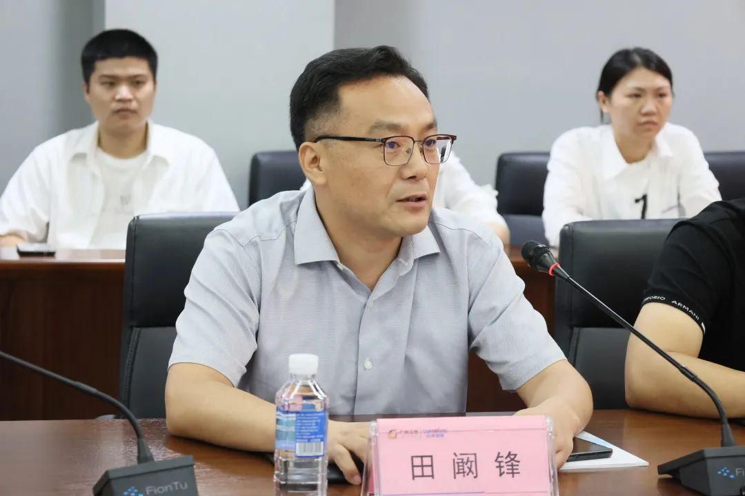 携手开启绿色转型之路！开云官方注册-开云(中国)
智能&南京盖百氏增程式电动旋挖钻机签约仪式成功举办