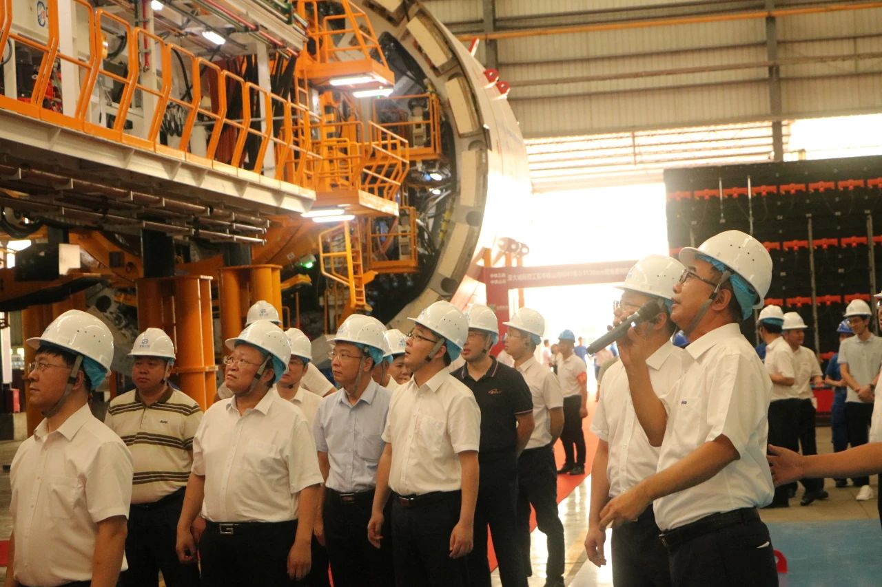 中铁开云官方注册-开云(中国)
粤港澳大湾区首台大直径双模盾构机成功下线