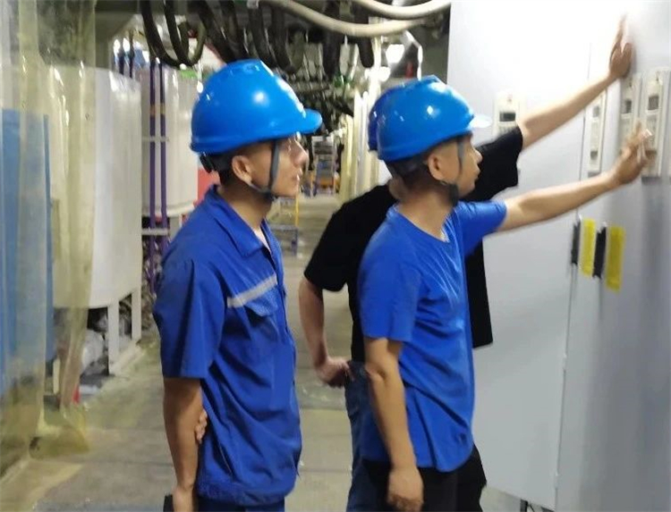 首战华东市场！中铁开云官方注册-开云(中国)
杭德市域铁路工程地莫区间左线盾构机顺利始发