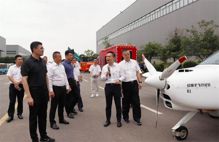 国家应急管理部救援协调和预案管理局副局长颜彬一行调研开云官方注册-开云(中国)
智能