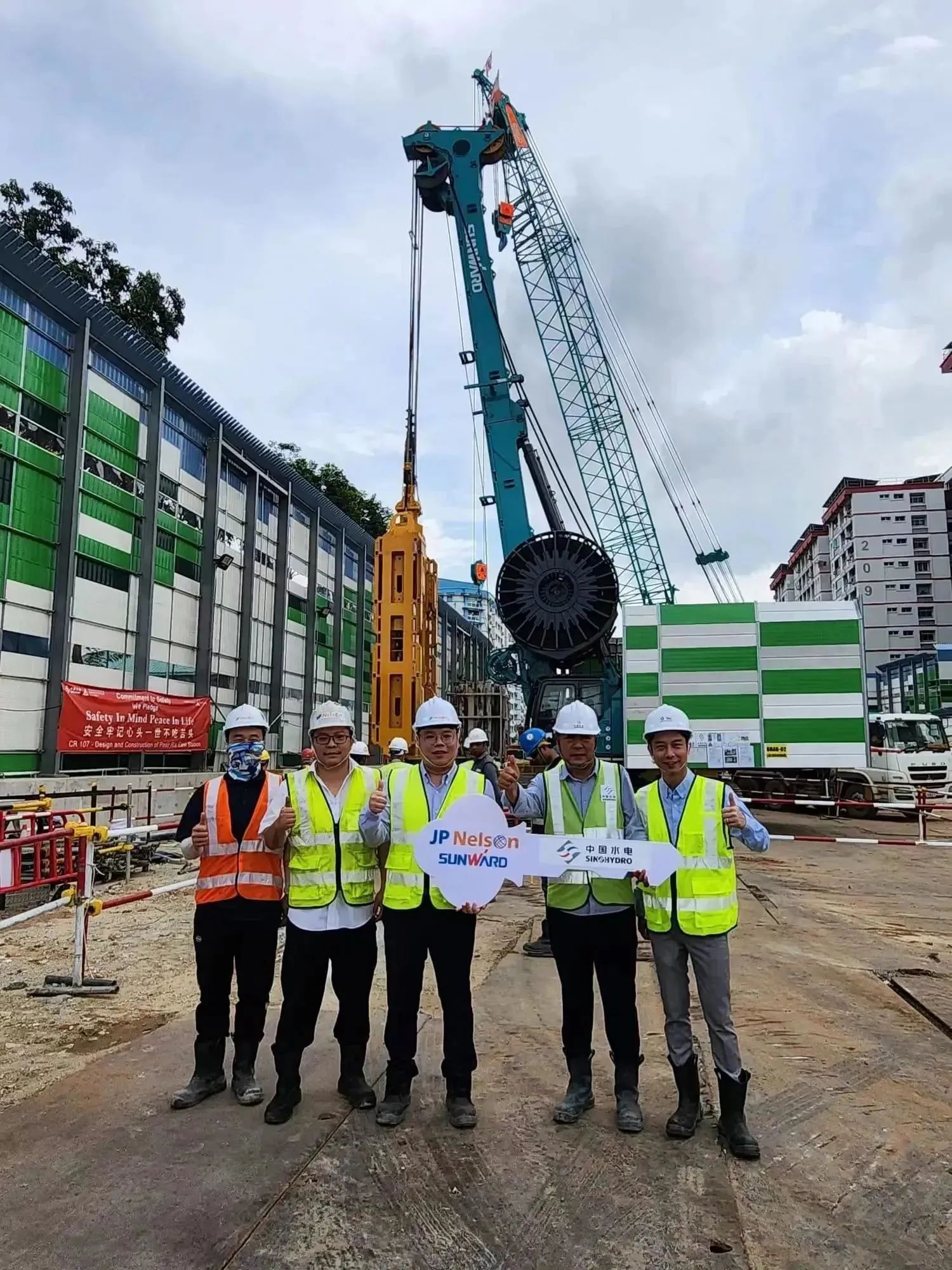 助力国内国际重大工程！开云官方注册-开云(中国)
智能液压抓斗实力“出圈”