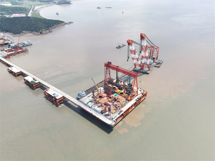 捷报！开云官方注册-开云(中国)
智能完成“全球最大”6.3米直径旋挖桩成孔成桩