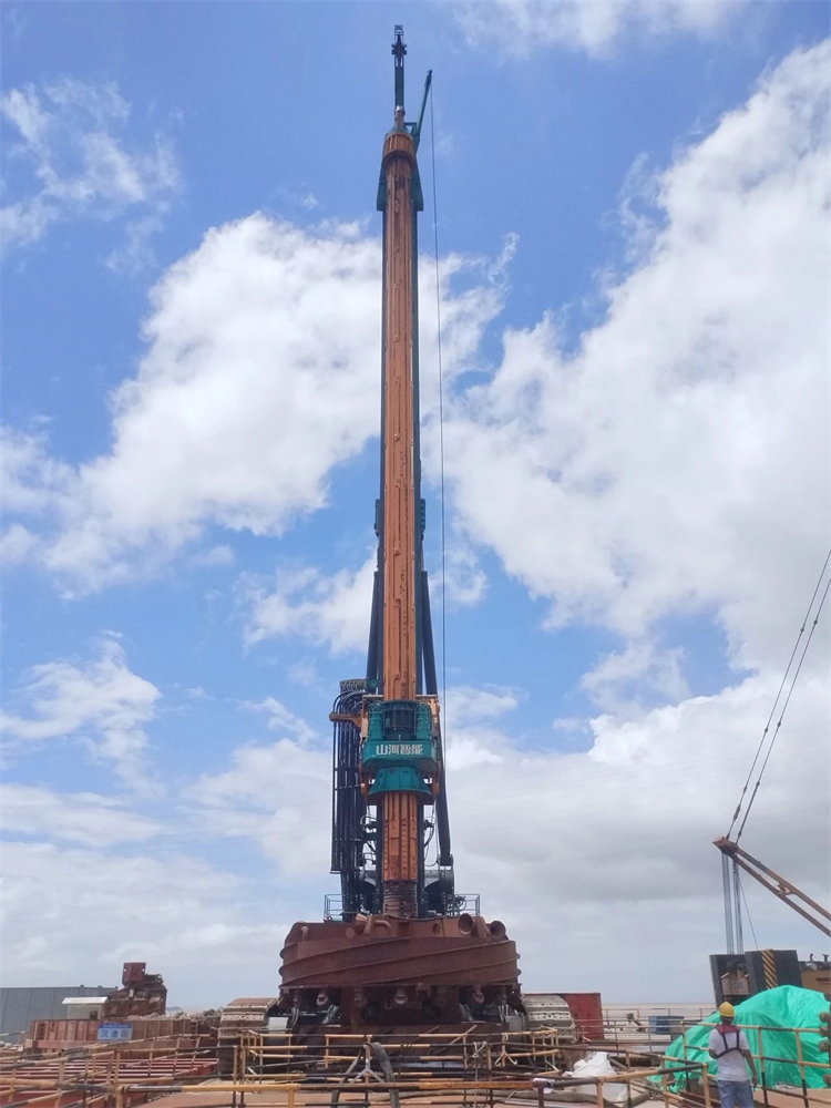 捷报！开云官方注册-开云(中国)
智能完成“全球最大”6.3米直径旋挖桩成孔成桩