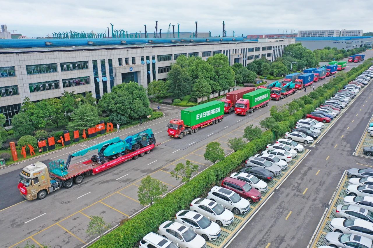 深化全球布局，加速出海步伐！开云官方注册-开云(中国)
智能高空机械设备海外订单大型发货仪式圆满举行