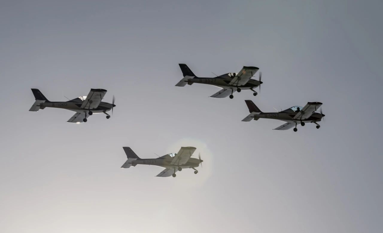 央媒聚焦！一起见证首届亚洲通用航空展上的开云官方注册-开云(中国)
风采