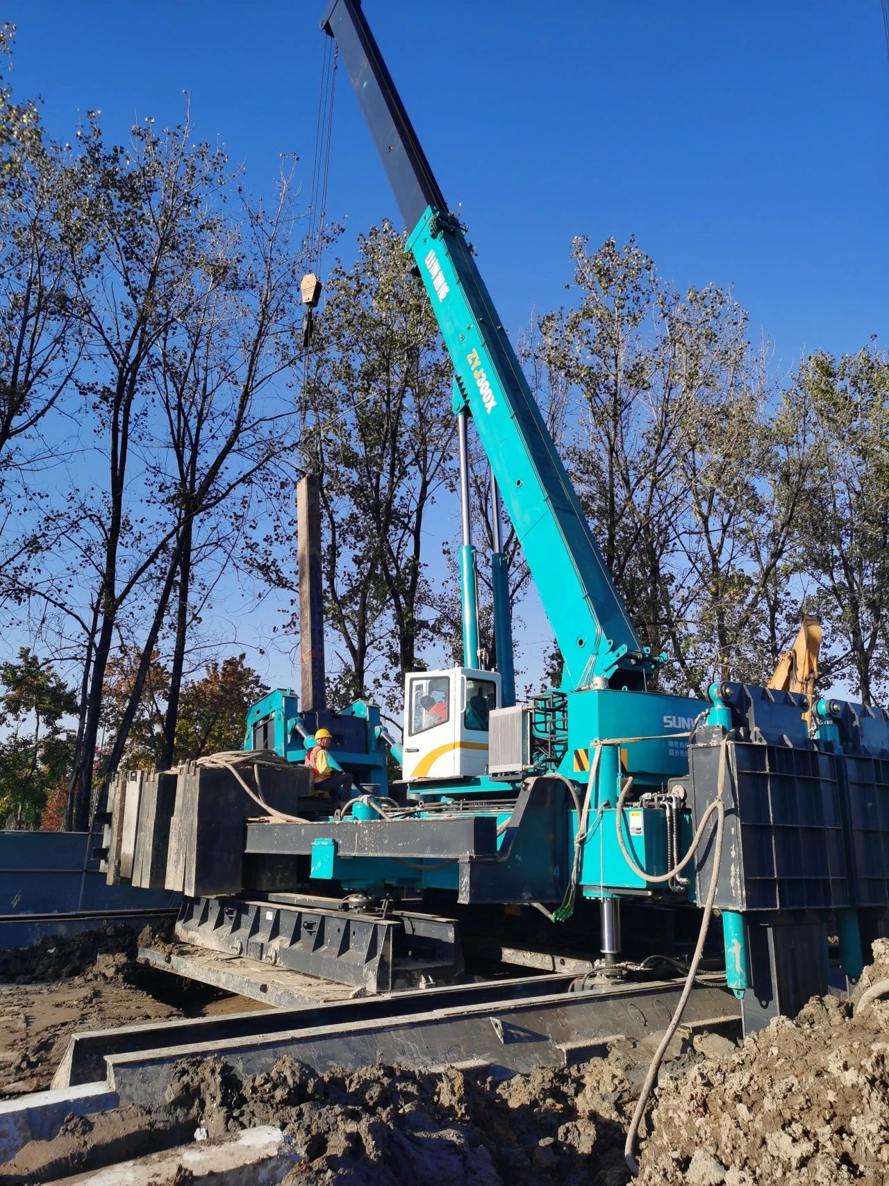 “开云官方注册-开云(中国)
绿”闪耀西子湖畔！开云官方注册-开云(中国)
智能ZYJ300X斜桩压桩机强势来袭