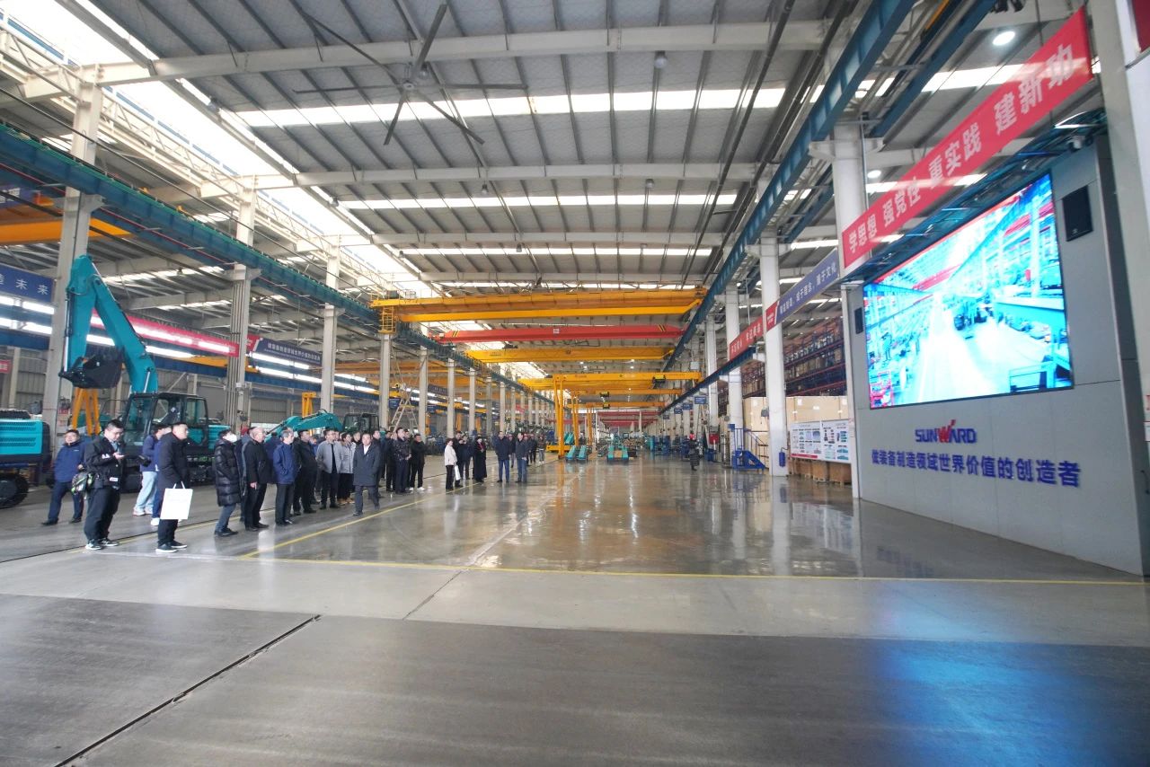 启新程，向未来！开云官方注册-开云(中国)
矿岩揭牌庆典暨新春发货仪式圆满举行