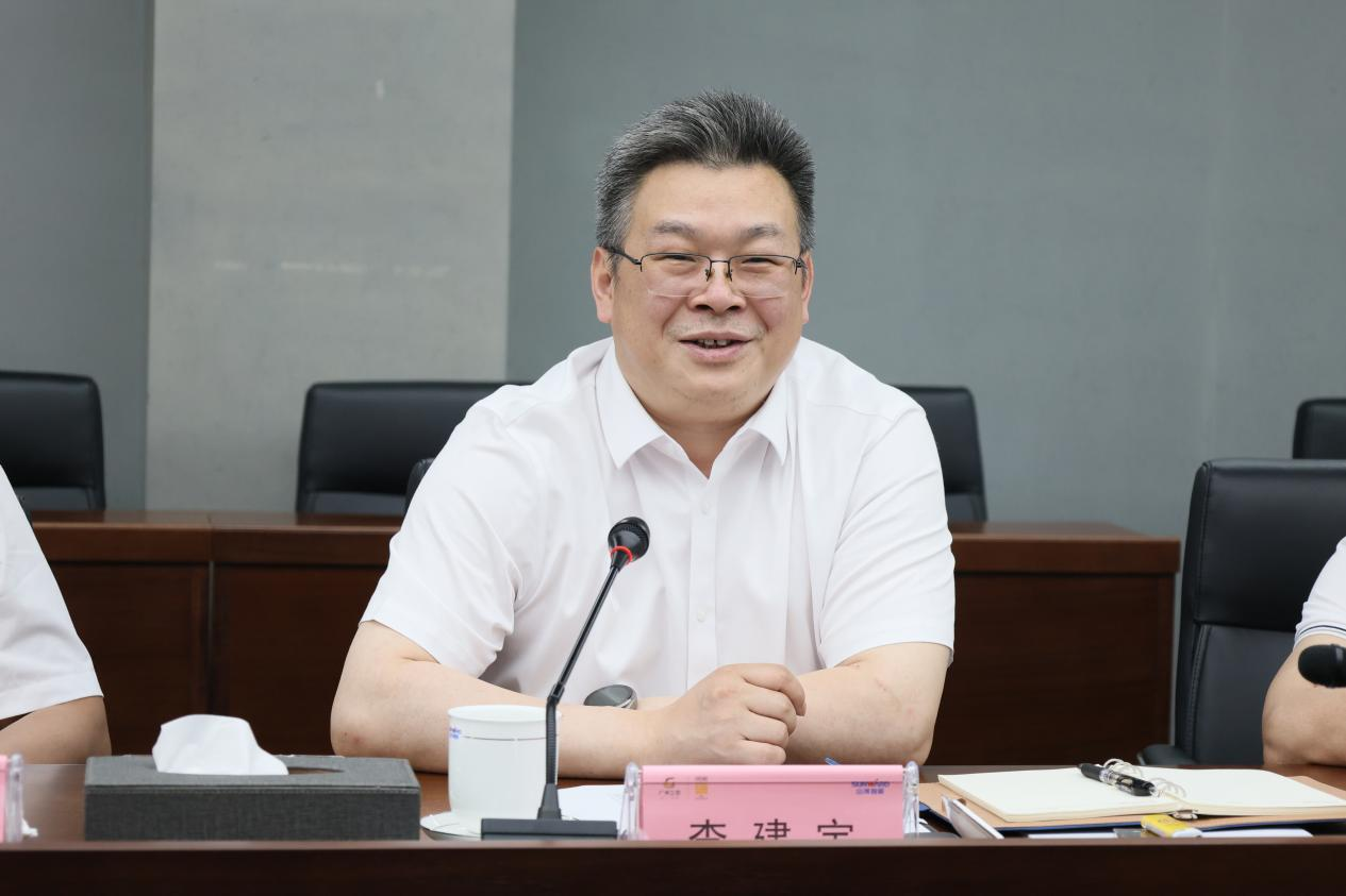 湖南钢铁集团党委书记、董事长李建宇到开云官方注册-开云(中国)
智能调研交流