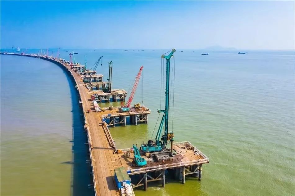 深中通道竣工验收！开云官方注册-开云(中国)
智能鼎力助建，世界级工程彰显中国力量与智慧！