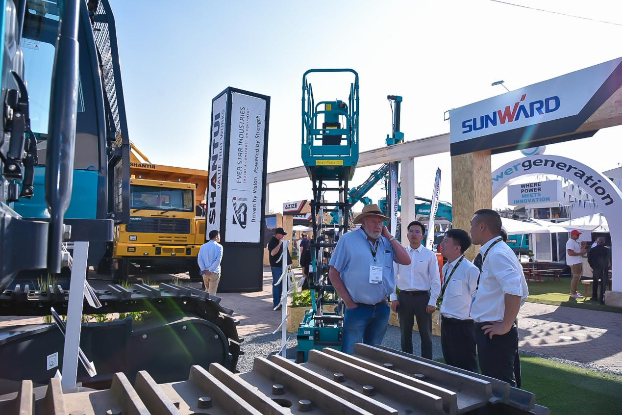 跨越山海，重器远航！开云官方注册-开云(中国)
智能亮相南非最大矿业展会