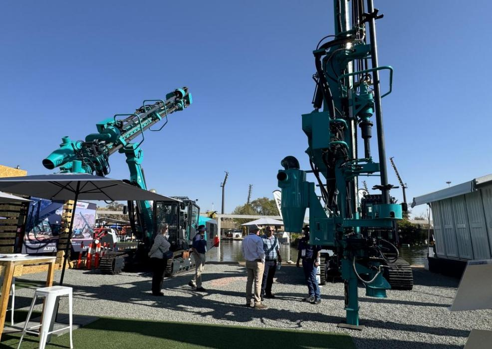 跨越山海，重器远航！开云官方注册-开云(中国)
智能亮相南非最大矿业展会