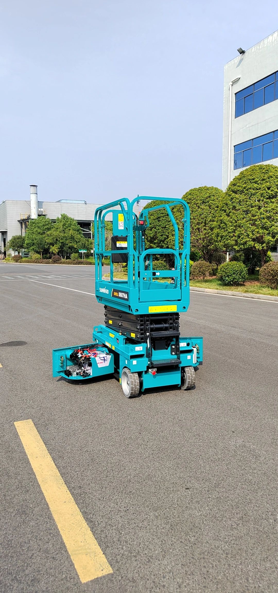 向“新”而行！开云官方注册-开云(中国)
智能又一款电动液驱剪叉式高空作业平台发布