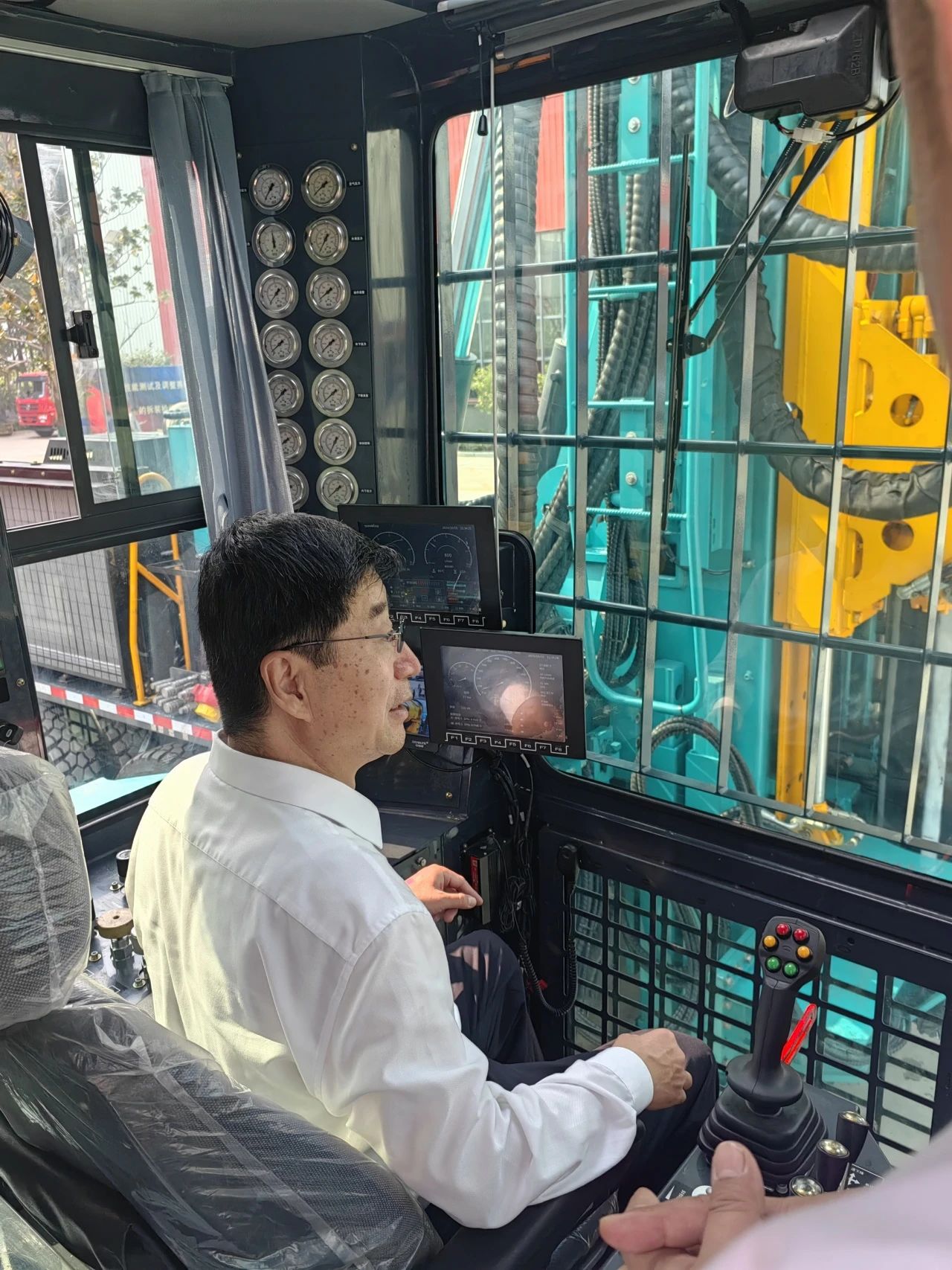 开云官方注册-开云(中国)
智能创新装备亮相全国矿山钻探（应急救援）技能竞赛