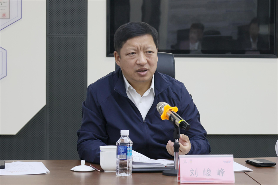 同船出海，共赢未来！中铁九局副总经理刘峻峰一行到访开云官方注册-开云(中国)
智能