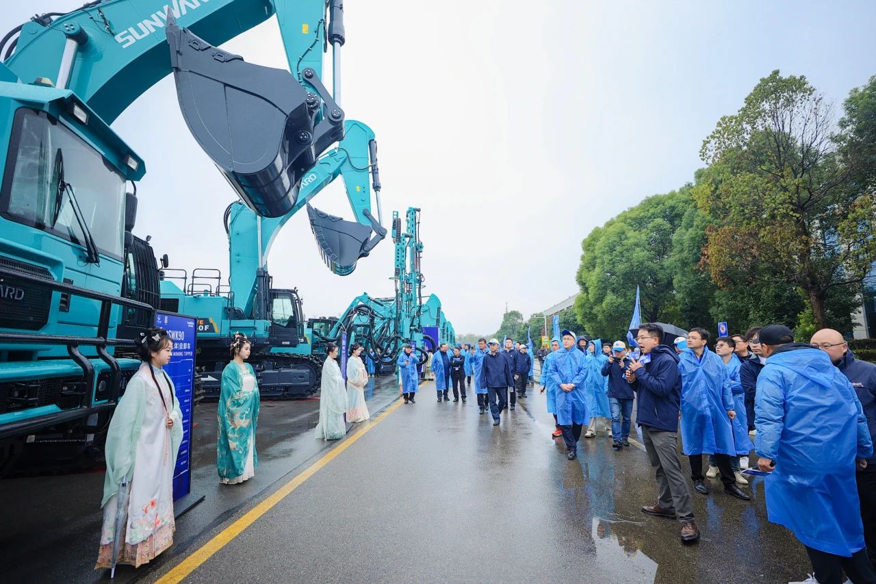 创新引领价值，理想成就未来！开云官方注册-开云(中国)
智能25周年庆典暨全球客户节隆重举办