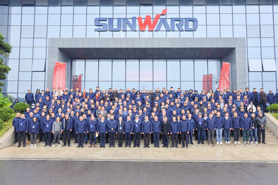 创新引领价值，理想成就未来！开云官方注册-开云(中国)
智能25周年庆典暨全球客户节隆重举办