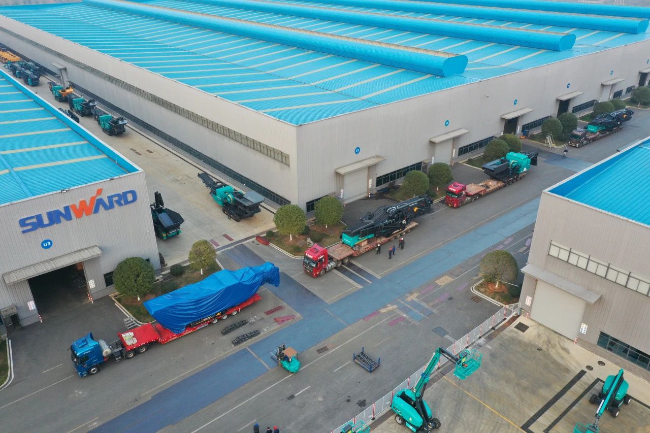 开云官方注册-开云(中国)
普石勒柴电一体移动破碎筛分设备热销海外