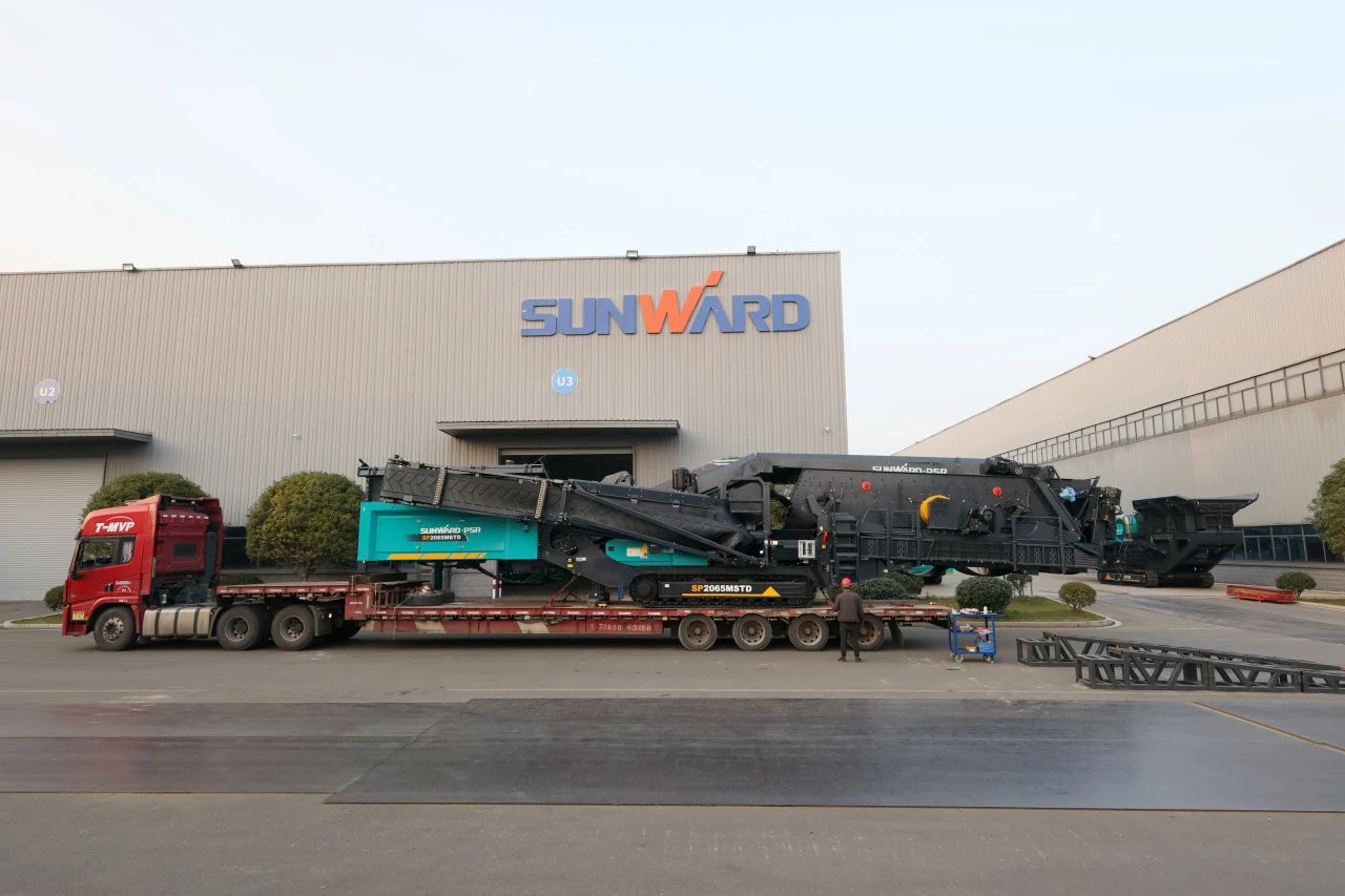 开云官方注册-开云(中国)
普石勒柴电一体移动破碎筛分设备热销海外